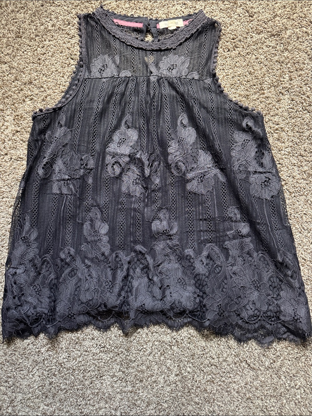 Taylor & Sage Black Floral Lace Sleeveless Camisole